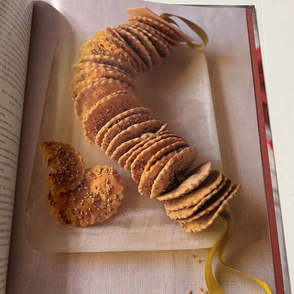 MARTHA STEWART Living Christmas Book Vol 3 Crafts & Keepsakes for the Holidays - Picture 10 of 15